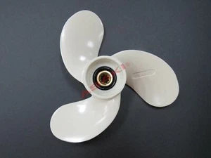 Hélice para fueraborda YAMAHA 2,5/3 HP F2,5MSH 3MLHY 6L5-45943-00 EL 3X7 1/4X6 - Imagen 1 de 6