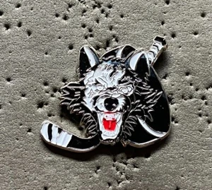 Chicago Wolves 1994-2001 Logo IHL Hockey Pin - Bild 1 von 2