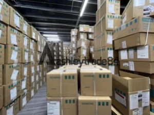 ONE NEW SIEMENS SERVO MOTOR 1FT6105-8AF71-4EH1 - Bild 1 von 1