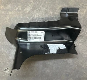 Panel de montaje delantero derecho genuino OEM GM 2010-2020 no. 84415351 - Imagen 1 de 3