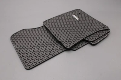 Juego de alfombrillas de goma RHD originales Jaguar XF 2016-on (AWD) T2H24470 Foto 1 de 4