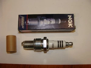 NEW GENUINE NGK nib SPARK PLUG BR8EIX 5044 Iridium IX 1x br8e1x - Picture 1 of 4