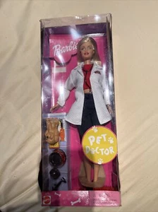 Vintage 1990s PET DOCTOR Blonde Barbie Doll with Puppy 50595 Damaged Box - Picture 1 of 2