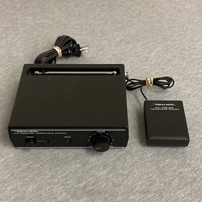 Realistic FM Wireless Microphone System 32-1221R - Image 1 of 4