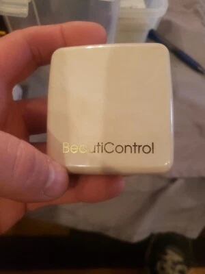 BeautiControl Perfecting Wet/Dry Finish Foundation  - Image 1 of 3