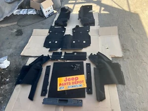 2018 - 2023 JEEP WRANGLER JLU 4 DOOR CARPET SET KIT BLACK OEM FRONT AND REAR OEM - Picture 1 of 14