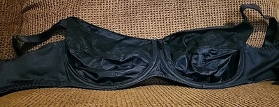 Sujetador para mujer Foto 1 de 2