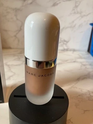 Marc Jacobs #54 TANTALIZE Dew Drops Coconut Gel Highlighter (0.80 oz.) - Image 1 of 4