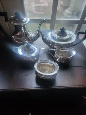 Juego de té de café acanalado Sheffield vintage/casi antiguo Inglaterra EPNS 5 piezas Foto 1 de 4