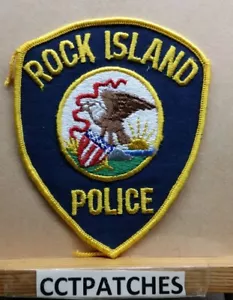 ROCK ISLAND, ILLINOIS POLICE SHOULDER PATCH IL - Picture 1 of 2