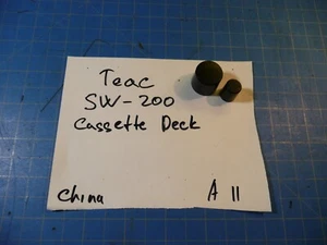 TEAC SW-200 Cassette Deck Replacement Parts Control Knobs - Picture 1 of 3