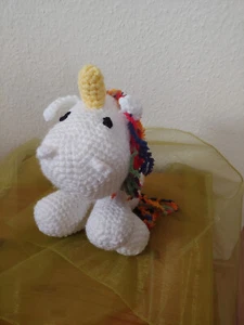 Einhorn Handarbeit gehäkelt Häkelfigur Handmade 28 cm - Neu - Bild 1 von 3