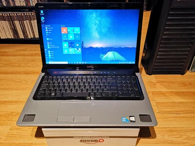 Dell Studio 17.3 HD, i5, 8GB, 1TB SSD, Windows 11 UVP - 2500£ - Bild 1 von 4