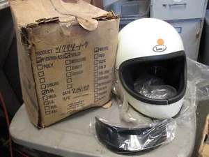 Vintage Buco Fiberglass White Small Full Face Motorcycle Racing Helmet 1794-1-7 - Picture 1 of 12
