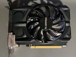 Gigabyte Radeon R7 360 2GB Video Graphics Card GPU GV-R736OC-2GD - Picture 1 of 4