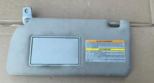 2005-2012 Nissan Pathfinder Driver Left Side Sun Visor - Foto 1 di 3