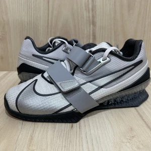 NEW! Nike Romaleos 4 SE Lifting Shoes FZ8663-100 Silver Wolf Grey Men's Size 7 8 - Picture 1 of 8