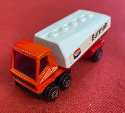 MATCHBOX LESNEY Superfast Modellino Camion FREEWAY GAS TANKER BURMAH N.63 (1973) - Immagine 1 di 4