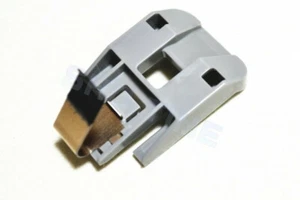 SUBARU GENUINE 96-00 GC8 Impreza WRX STI Fuel Lid Lock Clip Spring OEM JDM Flap - Foto 1 di 1