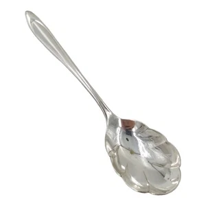 Meriden Silverplate Co FIRST LADY Sugar Spoon 5 3/8" Vintage Shell Bowl - Picture 1 of 6