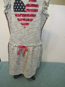 Girls Size 4/5 Gray Dress with Heart US Flag and Sequen accent - Picture 1 of 7