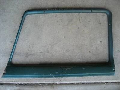 Chrysler Desoto 1956 puerta del pasajero delantero derecho ventana adorno moldura moldura Foto 1 de 4