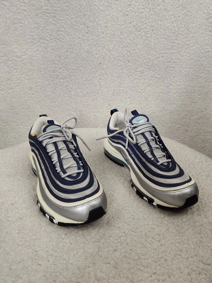 Tênis Nike Air Max 97 OG Feminino 9 Tecido Cinza com Cadarço Tênis de Treinamento Ativo - Imagem 1 de 4