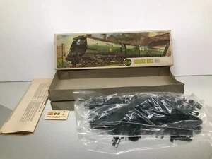 AIRFIX KIT BIGGIN HILL train - GREEN 00 SCALE - GOOD CONDITION IN BOX - Imagen 1 de 7