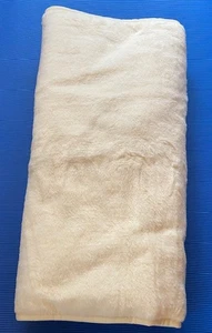 Flauschige, dicke Merino-Lammwoll-Decke "Das Edle" beige 100x190 cm - Bild 1 von 5