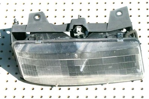 Conjunto de faros laterales para pasajeros apto para 90 91 92 93 94 95 96 Chevy Corsica R307465 - Imagen 1 de 3