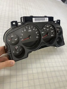 2007-2013 Chevrolet Silverado Speedometer Gauges Cluster OEM - Picture 1 of 7
