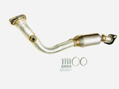 Fits: 2013 2014 2015 2016 2017 2018 Toyota RAV4 2.5L Catalytic Converter - Image 1 of 2