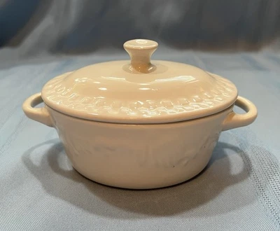 "Mini cazuela de gres de granja exclusiva con tapa crema 6,5"" casa rústica" Foto 1 de 3
