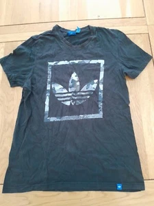 Camiseta negra Adidas para hombre logotipo camuflado talla grande trébol Reino Unido - Imagen 1 de 7