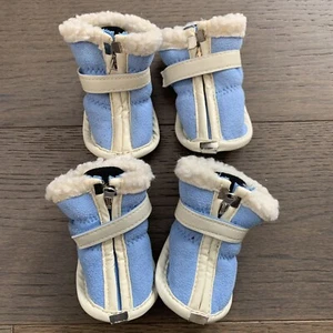 Dog Shoes Booties Boots Blue For X Small Or Small Dogs Warm Sherpa Interior NWOT - Picture 1 of 8