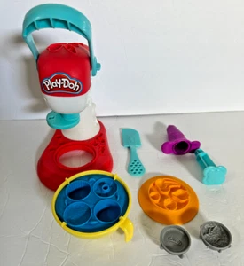 Play-Doh Kitchen Creations Spinning Treats Mixer - Hasbro - 3 and Up - Picture 1 of 7