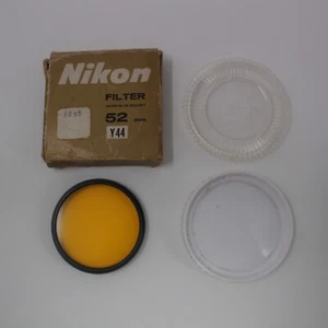 Nikon 52mm Y44 Yellow Filter With Box Screen in Mount - Picture 1 of 4