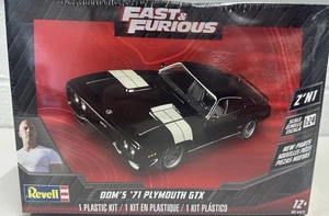 REVELL DOM’S 1971 PLYMOUTH GTX FAST & FURIOUS SCALE 1:24 MODEL KIT 85-4477 - Picture 1 of 7