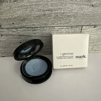 Avon mark. I-Glimmer Illuminating Eye Color Glimmered Blue New in Box - Image 1 of 4