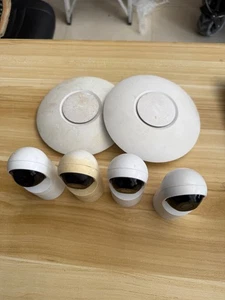Used 4 Unifi UVC-G3-Flex cameras & 2 Nano-HD Access points - Lot - Picture 1 of 11