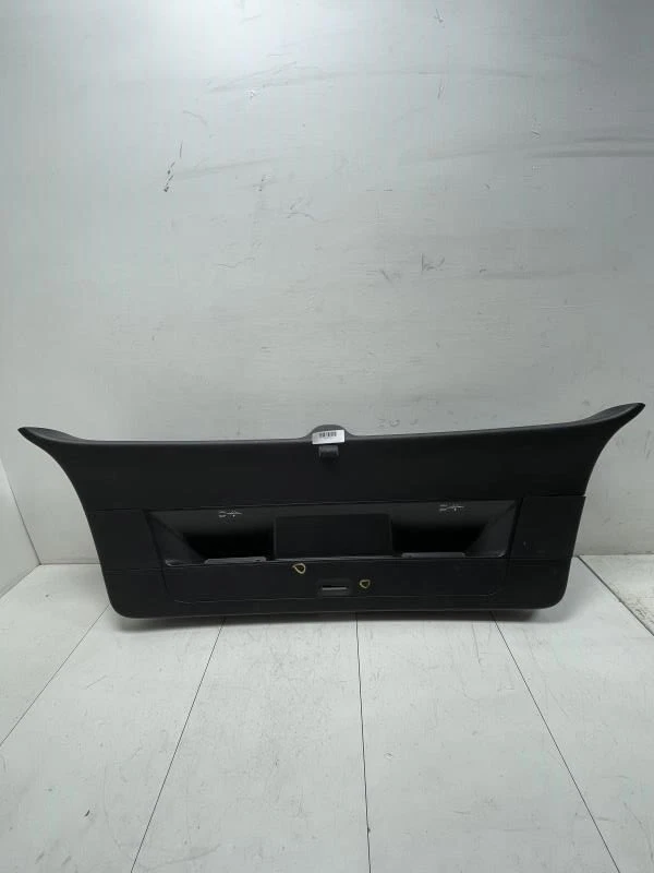 Volkswagen Golf 2012 puerta levadiza inferior trasera panel de moldura OEM+ Foto 1 de 4