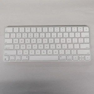 Genuine Apple Magic Keyboard A2450 Bluetooth Wireless / USB-C - Silver/White - Picture 1 of 8