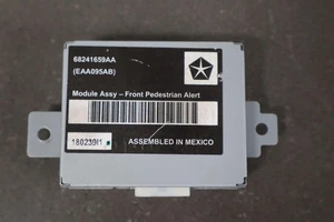 Módulo de alerta de detección de peatones Chrysler Pacifica 17-20 68241659AA - Imagen 1 de 8