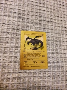 RARE Pokémon SHINING CHARIZARD Gold Foil CARD Perfect - Picture 1 of 2