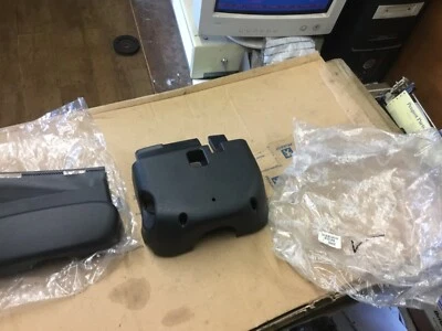 Peugeot 406 d8 mk1 coupe saloon estate pair steering column cover cowling 4131p6 - Image 1 of 4