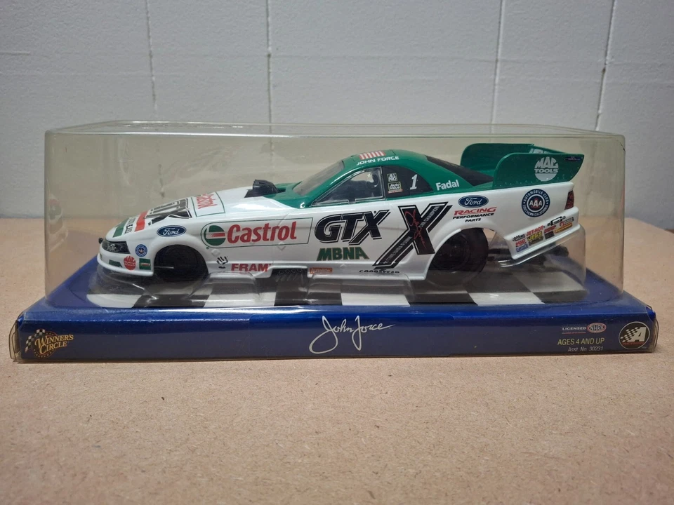 John Force Winners Circle Castrol GTX MBNA 1:24th white green MIB  - Image 1 of 4