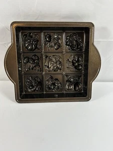Nordic Ware Seasonal Squares Kuchenform 8 Tassen 1,9 Liter - Eicheln & Kürbisse - Bild 1 von 10