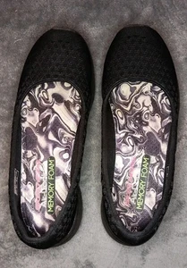 Women’s Sketchers Black Slip On Comfort Shoes Memory Foam Size 8 - Picture 1 of 6