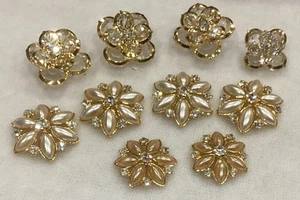 10 Pieces Flower Rhinestone Buttons Faux Pearl Set In Gold - Picture 1 of 6