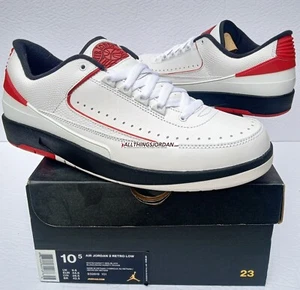DS Nike Air Jordan 2 Retro Low White Varsity Red Black 832819 101 Size US 10.5M - Picture 1 of 5